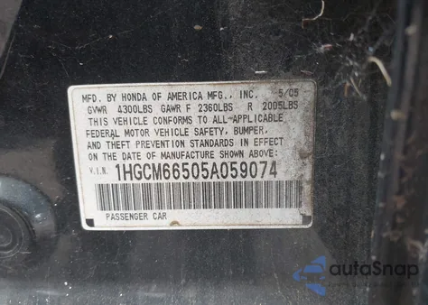 2005 Honda Accord 3.0 Ex из США, поврежденный, VIN 1HGCM66505A059074